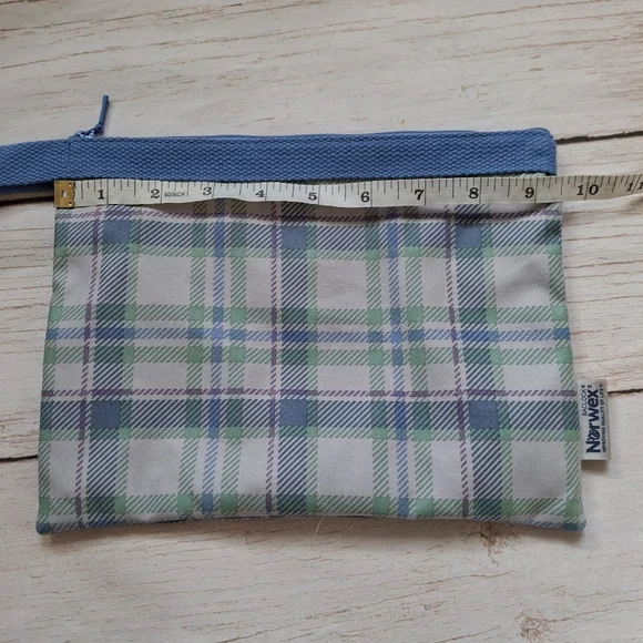 Norwex Plaid Wristlet and Hair Accessories NWOT Gift for Teens Women - Picture 7 of 10